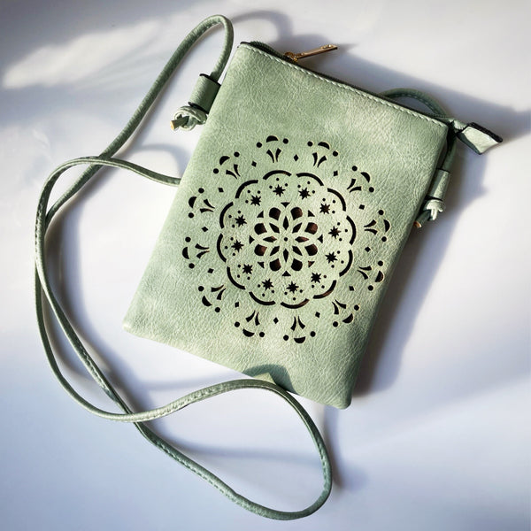 Sml green cross body bag